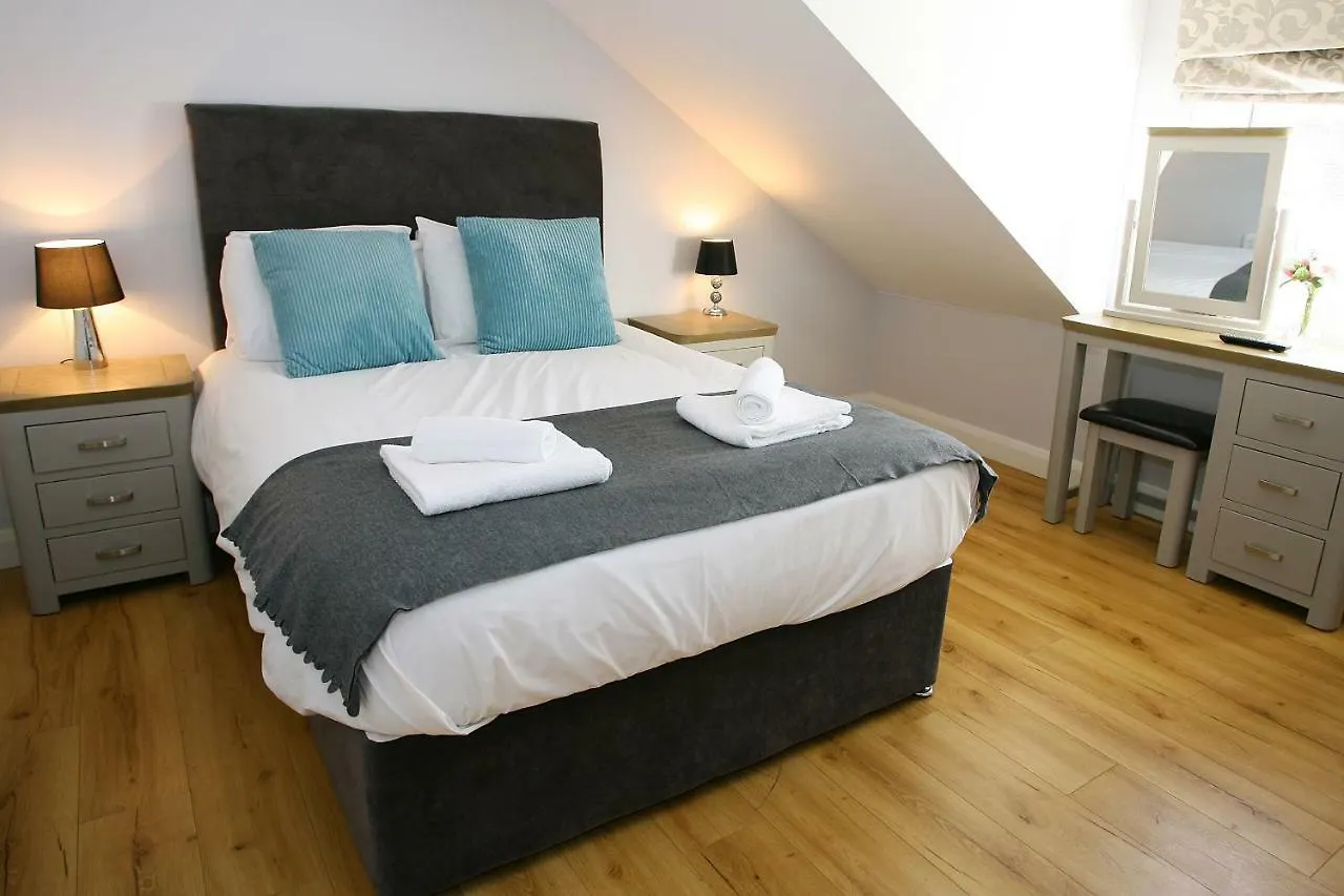 No. 226 Belfast Hotel 3*,