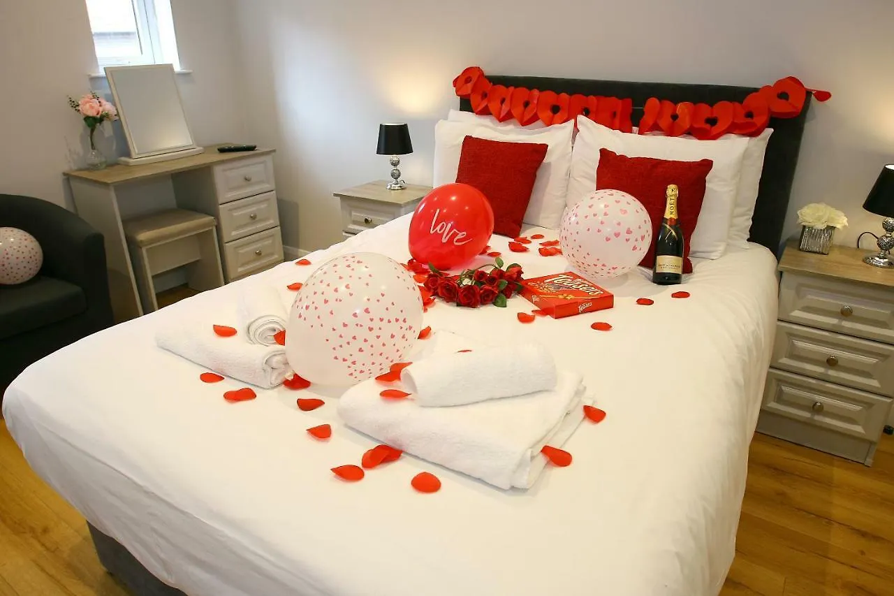 No. 226 Belfast Hotel 3*,