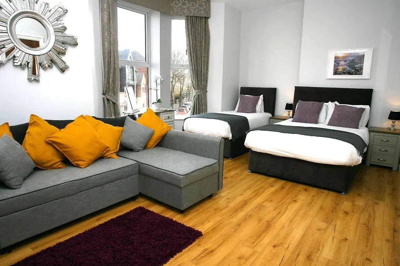 Guest house No. 226 Belfast Hotel